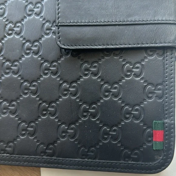 Gucci iPad Case - Picture 7 of 10
